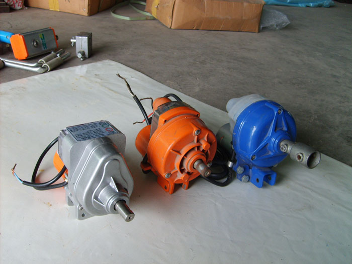 电动卷膜器 - 广西南宁市绿普森农业科技有限公司